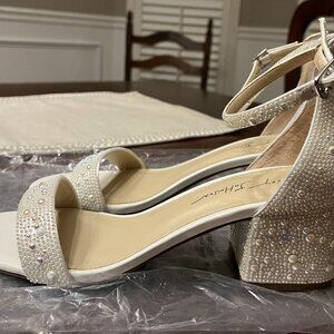 Betsey Johnson Mari Sandals